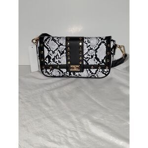 A Mallis Accessories Hand Bag Crossbody Purse Faux Leather Snakeskin Trendy NWT
